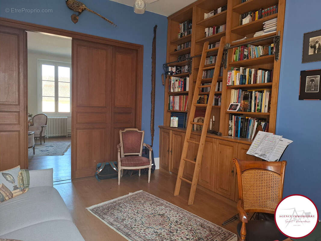 Maison à SAINT-AMAND-MONTROND