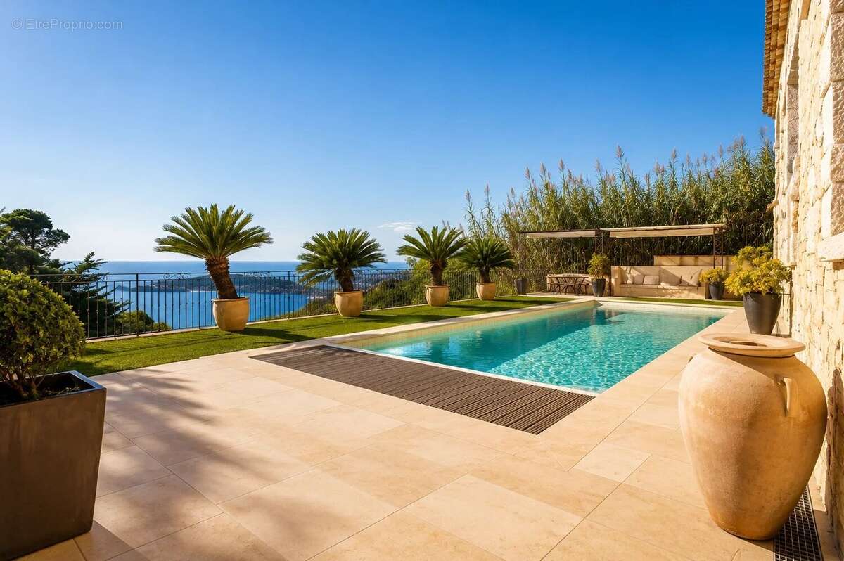 Eze "village" - propriété de 2 villas 450m²  piscine  vue mer - photo 4
