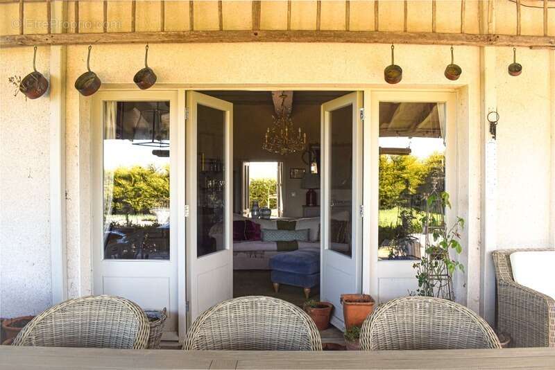 Maison à LA CELLE-DUNOISE