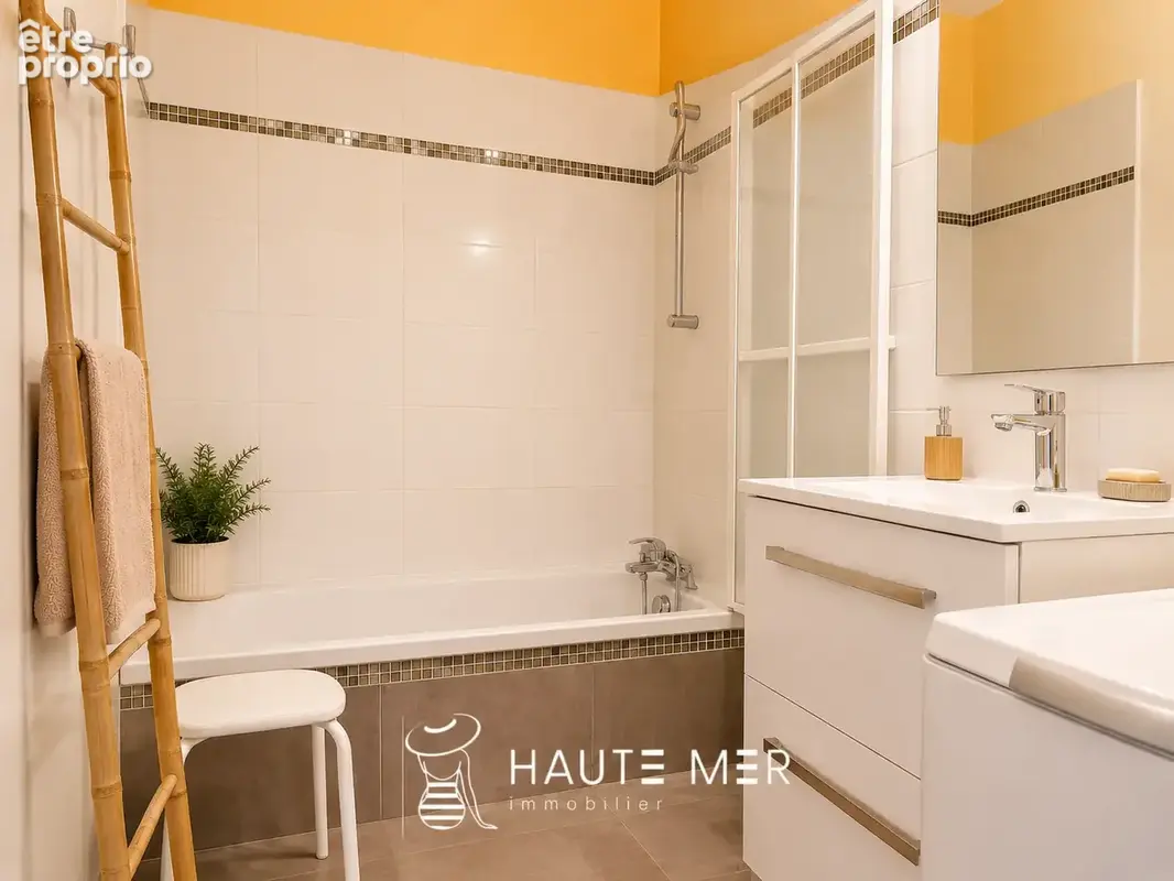 JUNE - Appartement de 114 m2 avec garage situé dans un immeuble de caractère - photo 11