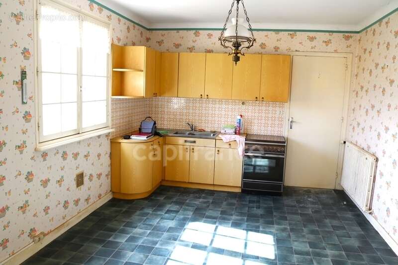 Maison à PLONEOUR-LANVERN