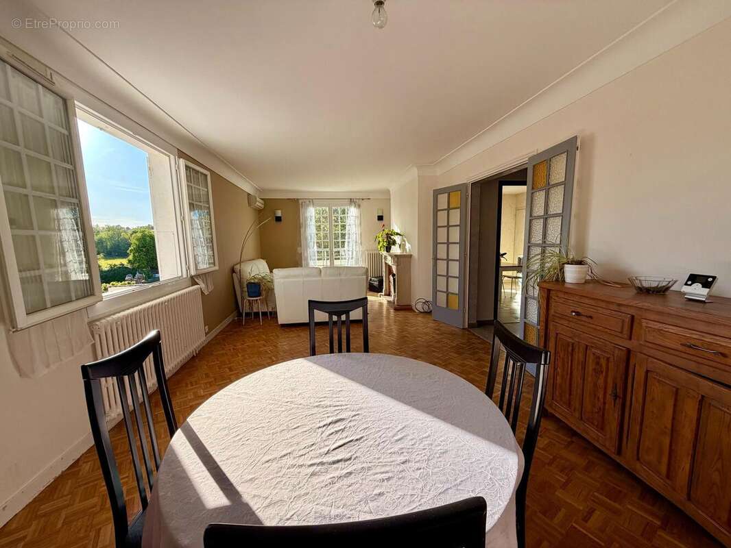 Photo 2 - Maison à LA CRECHE