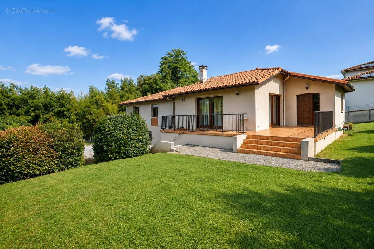 Maison à HAGETMAU