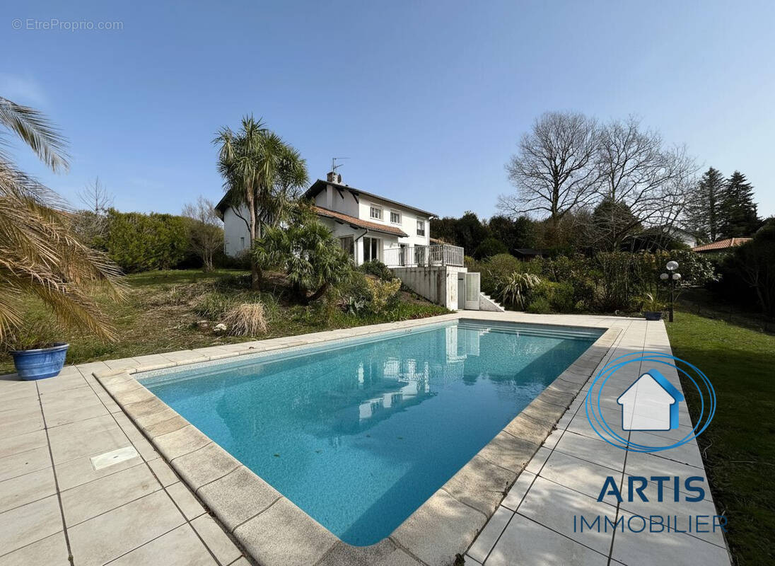 Maison à ARCANGUES