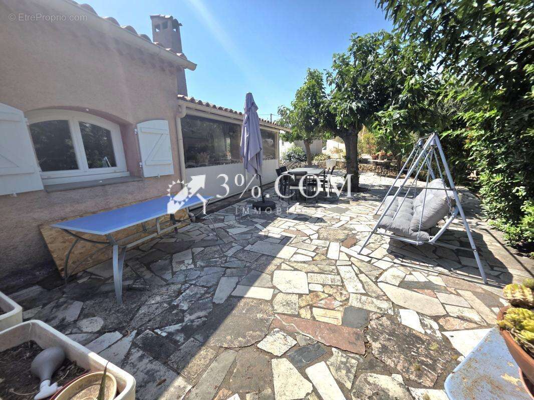 Villa sur grand terrain à la Tour de Mare - photo 21