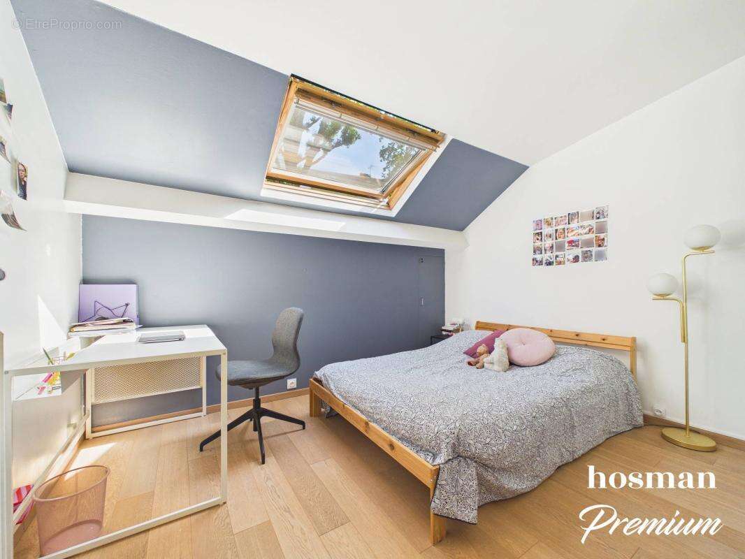 Coup de coeur ! Maison de 203.0 m2 avec vue sur la Chézine - 6 chambres avec jardin et garage - Quartier Chezine-Procé - photo 10
