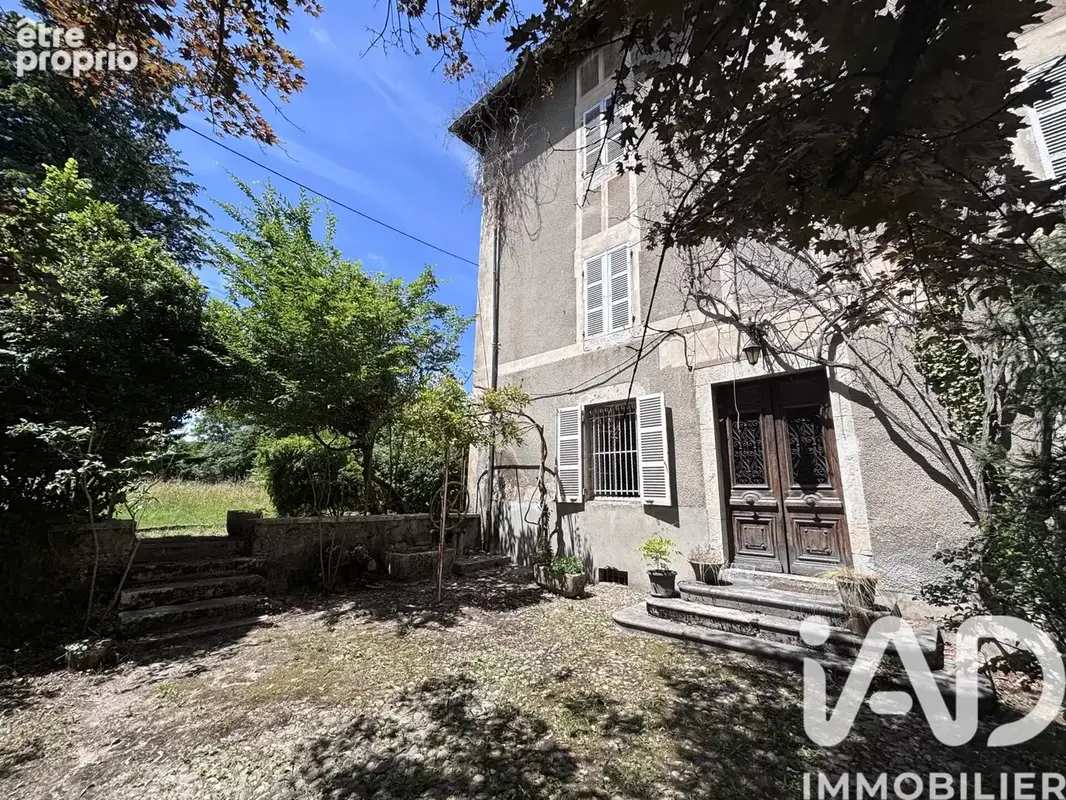 Photo 1 - Appartement à SAINT-GENIX-SUR-GUIERS