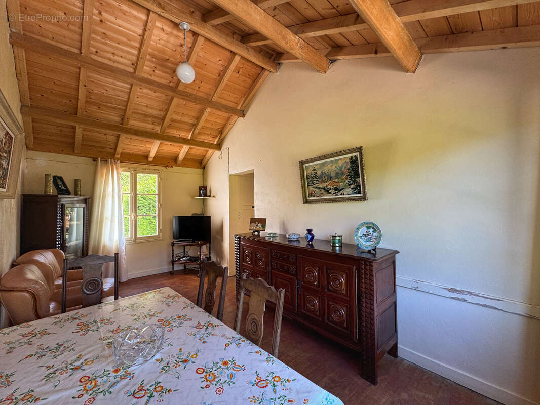 Maison à UREPEL