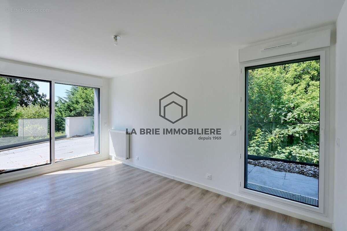 Appartement 72 m² à Rubelles  - photo 7