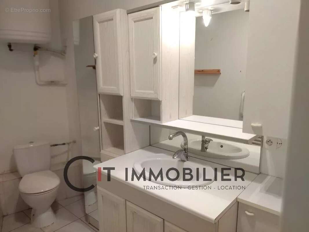 Appartement à LA TOUR-DU-PIN