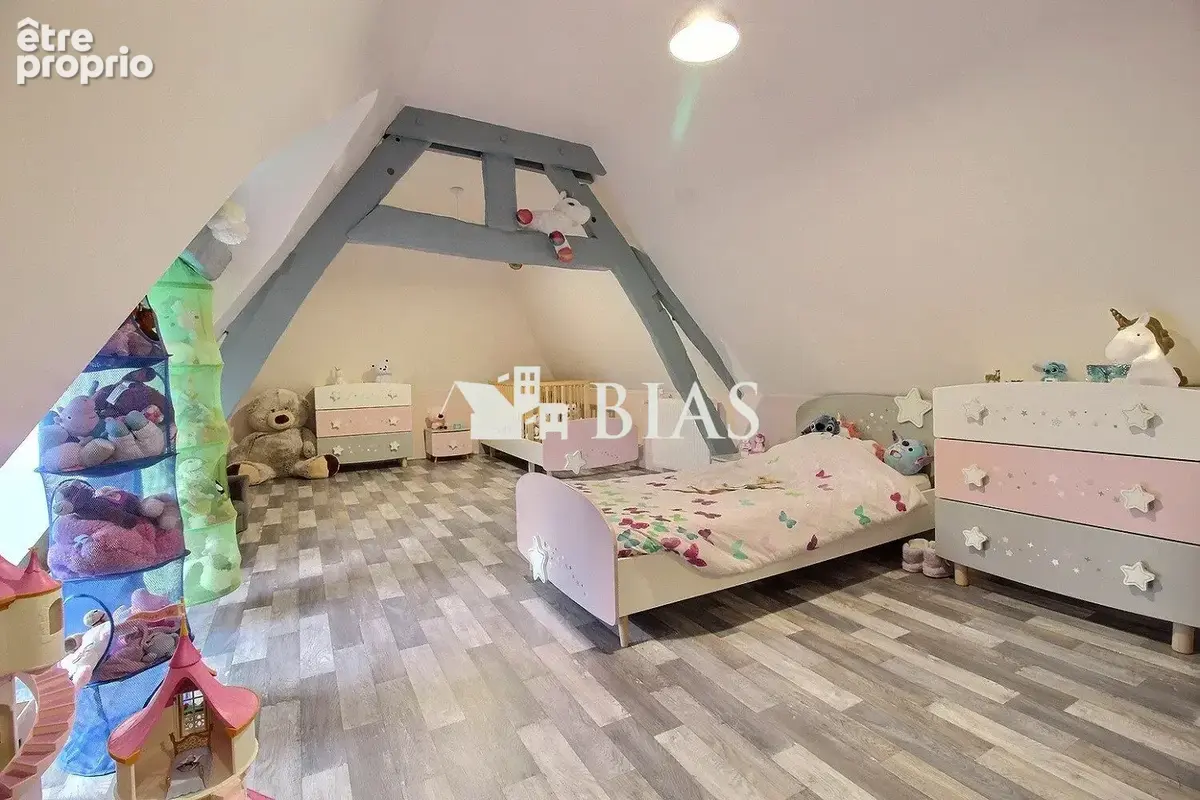 Maison 136 m² à Bernay  - photo 9