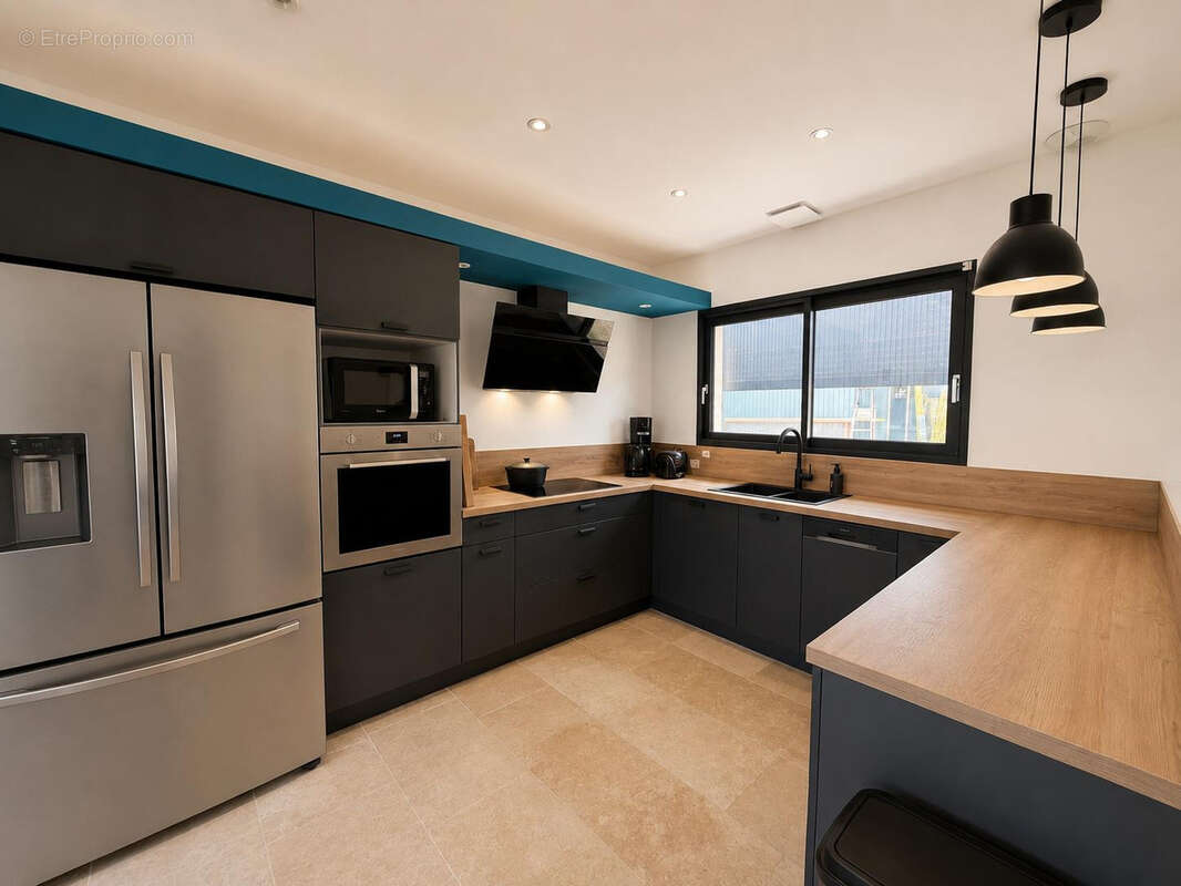 MONTPEZAT Villa contemporaine 5 pièces de 127 m2 avec piscine, jacuzzi, terrain de pétanque - photo 7