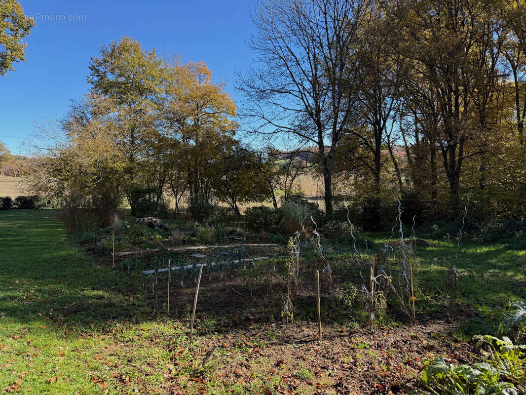 Maison à GOUTTIERES