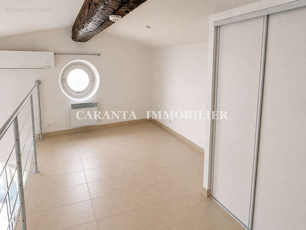 Vente Appartement 2 pièces + Mezzanine à Sainte Maxime - photo 4