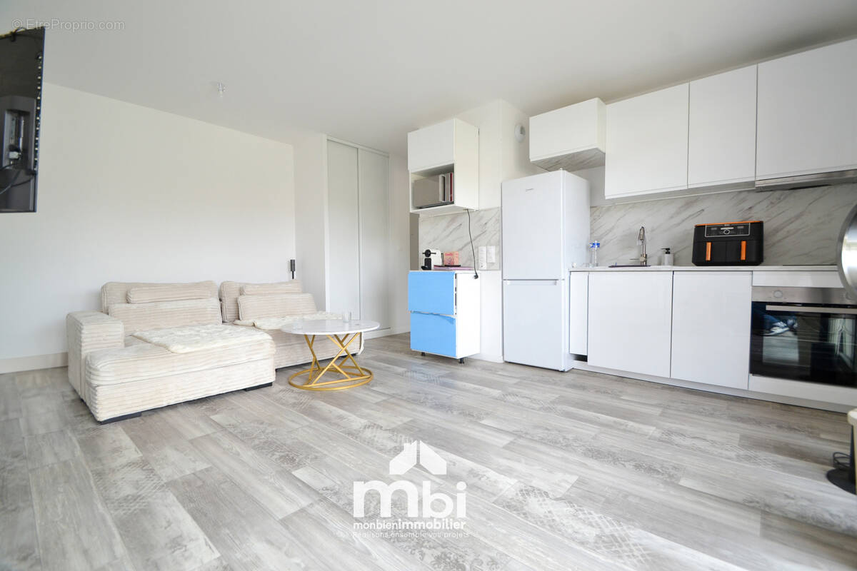 Appartement à MARLY-LA-VILLE