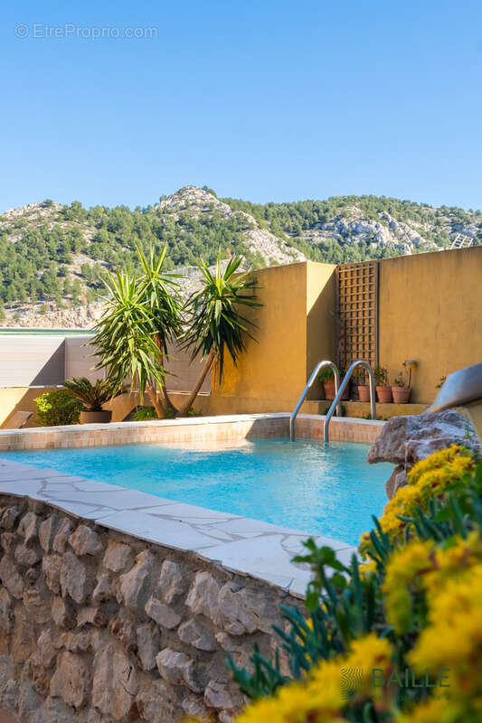 Maison à MARSEILLE-9E