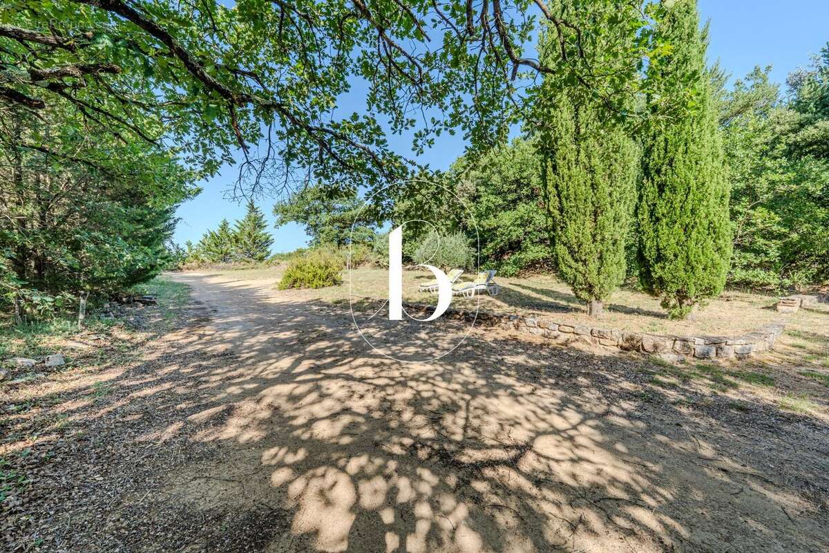 Maison 130 m² à Saint-Michel-D'euzet  - photo 8
