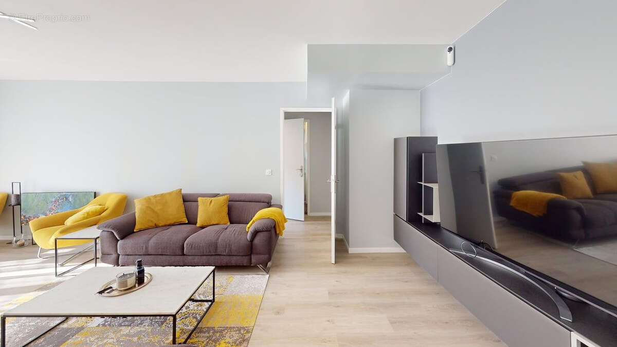 Appartement à CHALIFERT