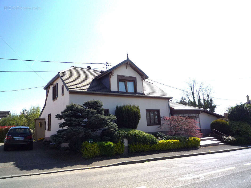 Maison à MORSCHWILLER-LE-BAS