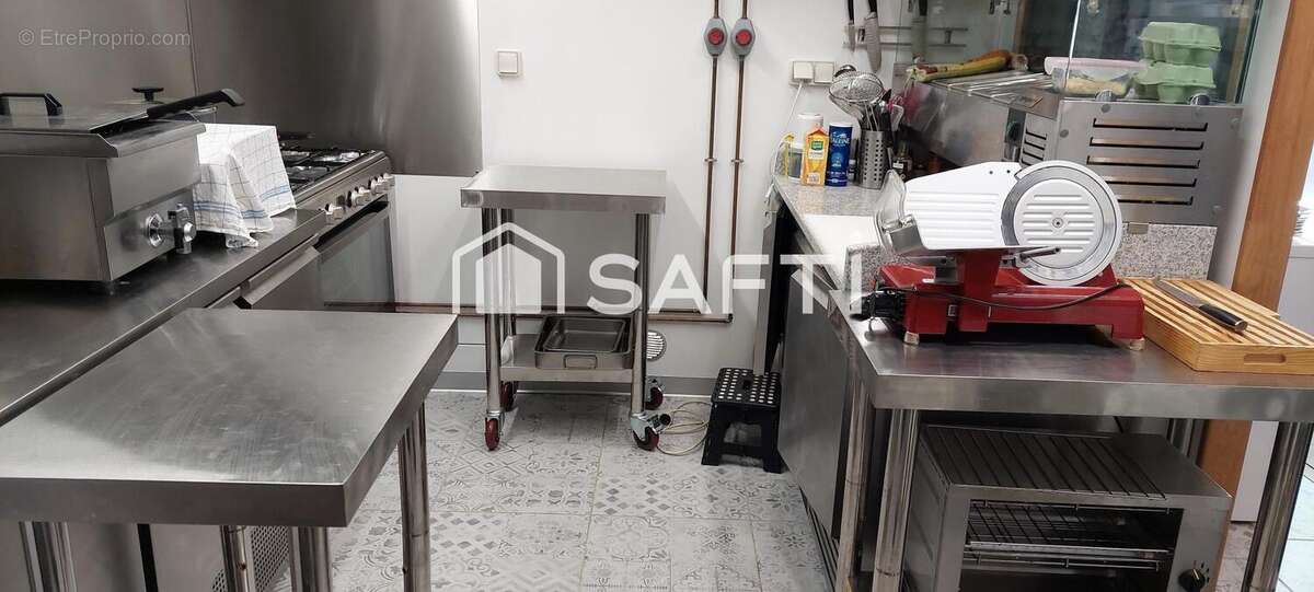 Photo 7 - Commerce à AZILLE