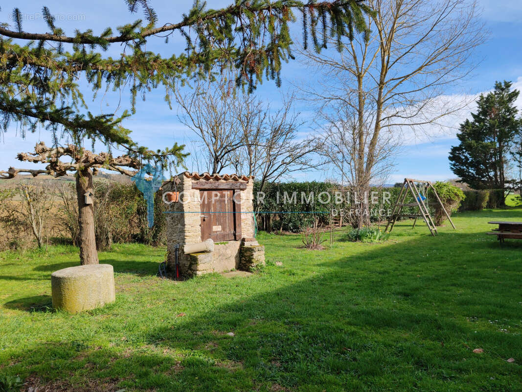 Propriété de caractère rénovée   Élégance, volumes et art de vivre en Lauragais - photo 9