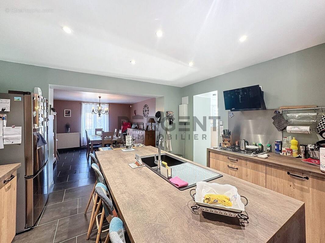 Maison à NOUZONVILLE