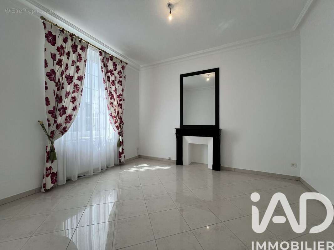 Photo 5 - Maison à VARENNES-SUR-ALLIER