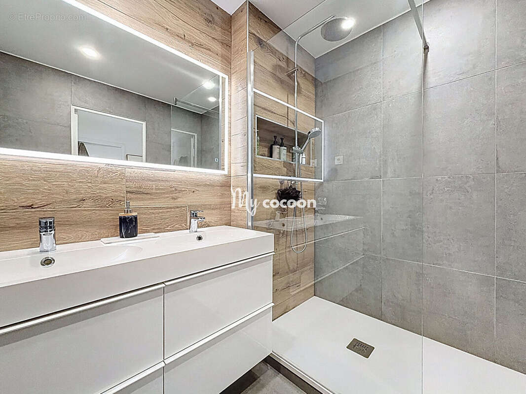 Appartement à VILLEURBANNE