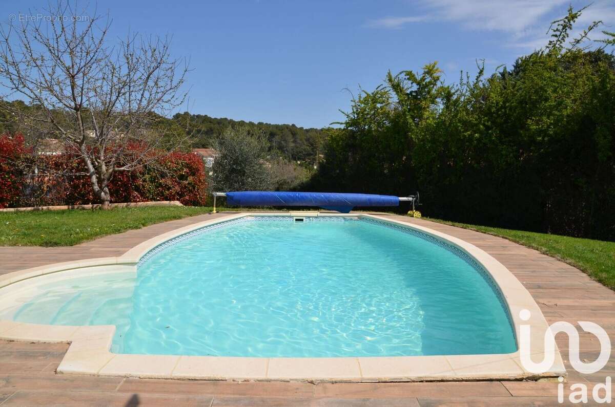 Photo 2 - Maison à POURRIERES