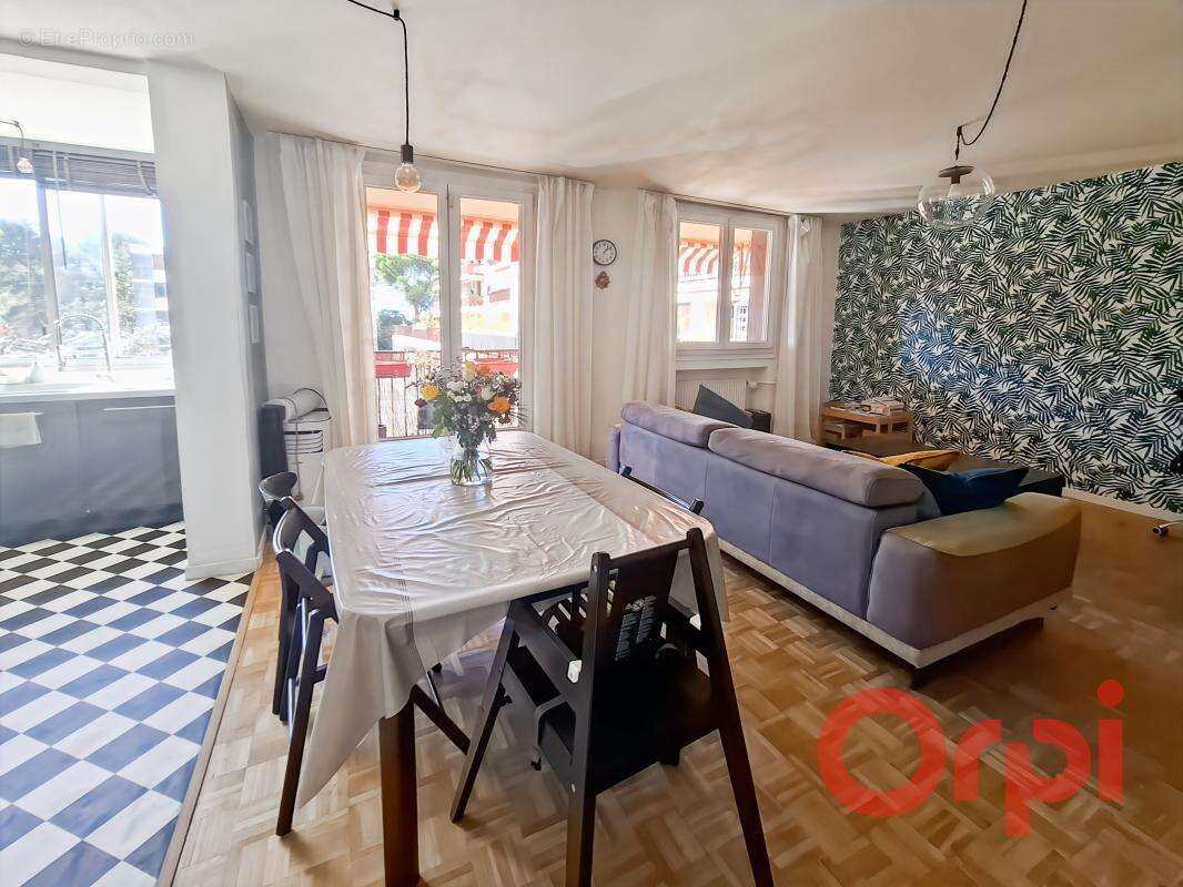 Appartement à AIX-EN-PROVENCE