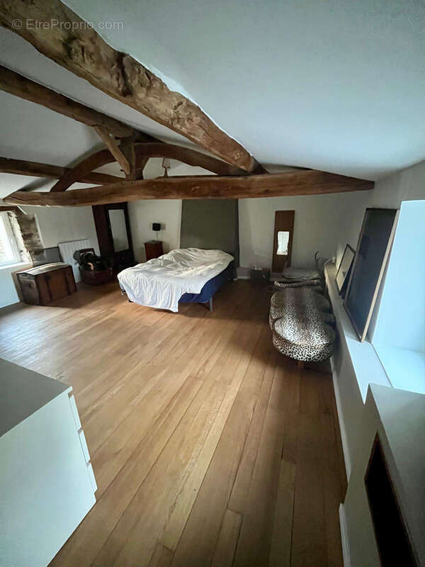 maison 5 pièces - 3 chambres - 151 m2 - photo 9