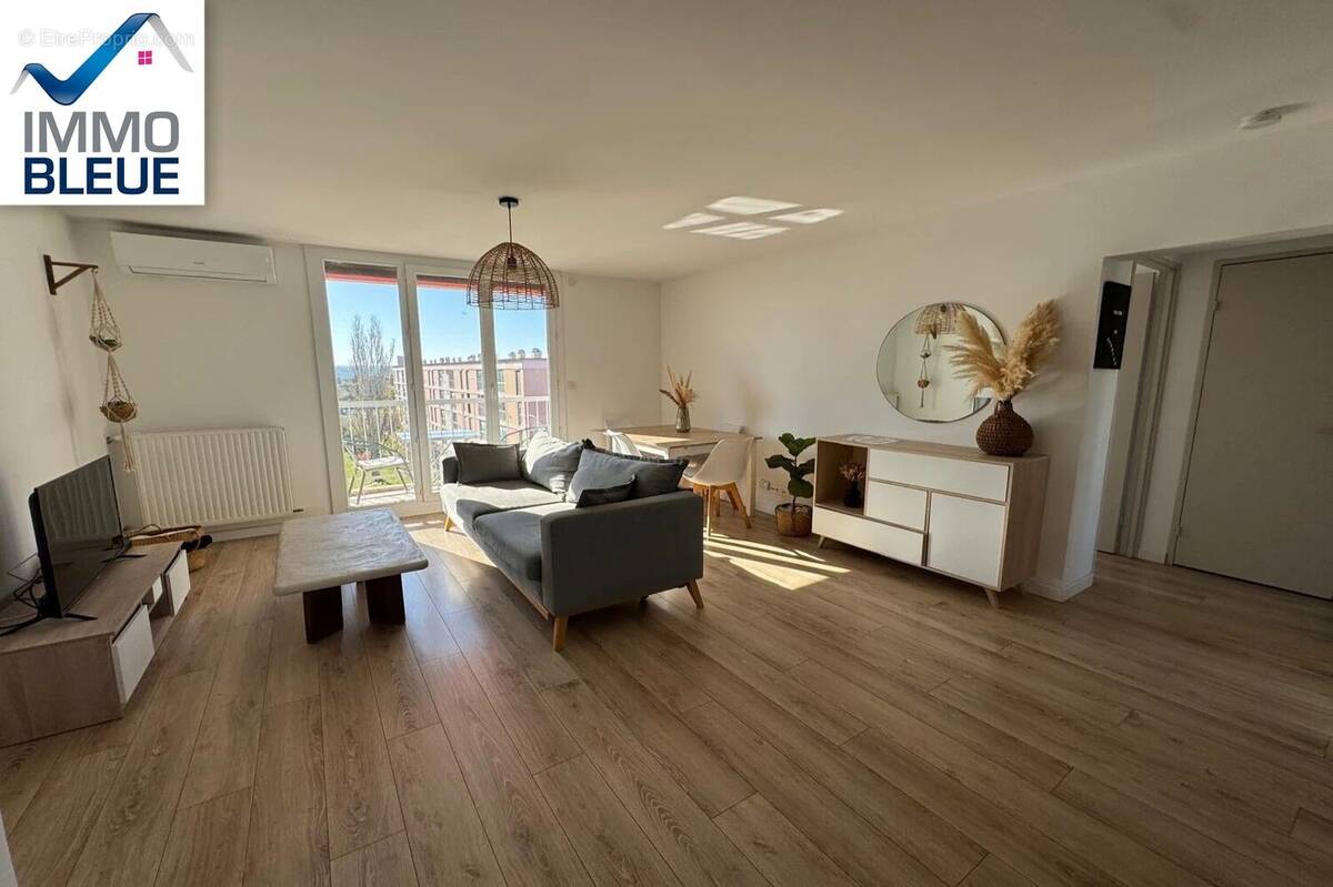Appartement à PORT-DE-BOUC