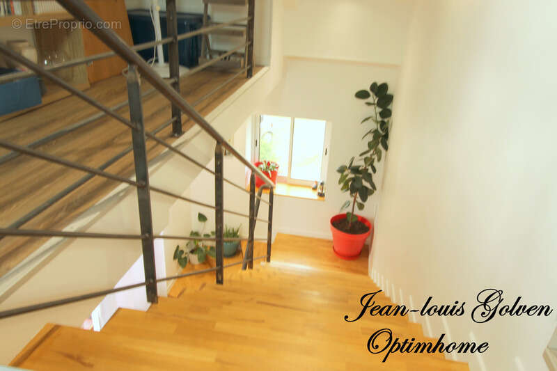 Maison à vendre de 110 m² à SEVERAC LE CHATEAU (12) - photo 8