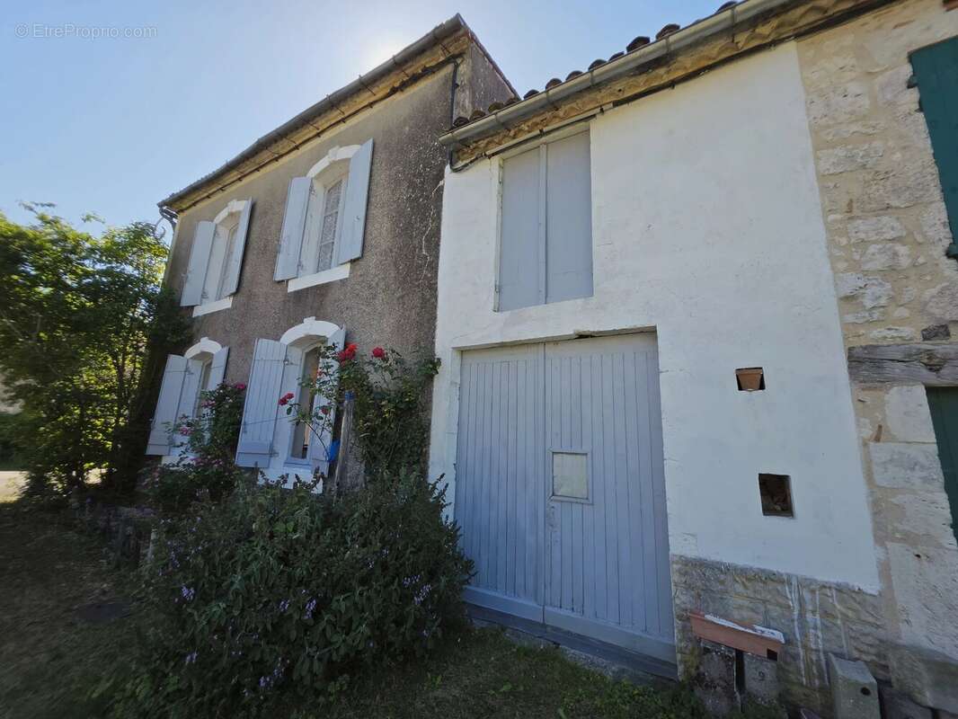 Maison à SOUMENSAC