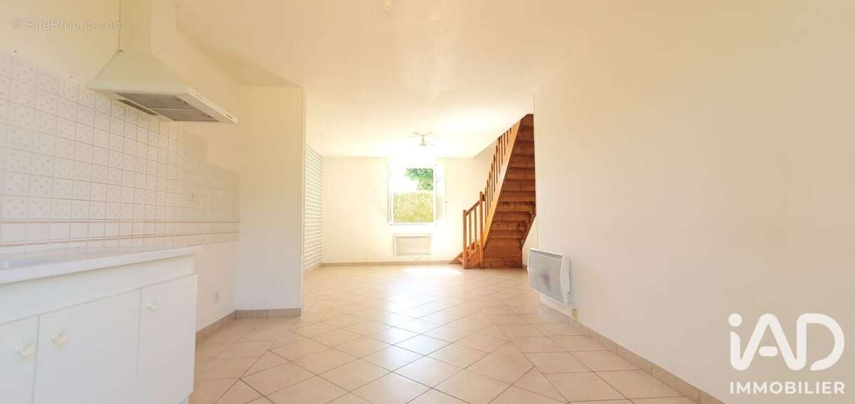 Maison 110 m² à Lamnay  - photo 3