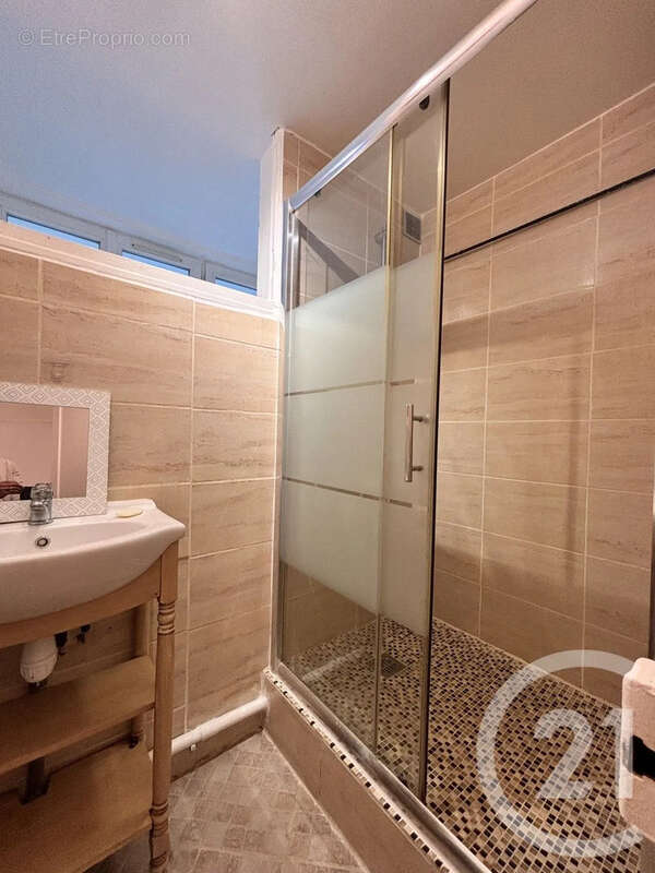 Appartement à AVON