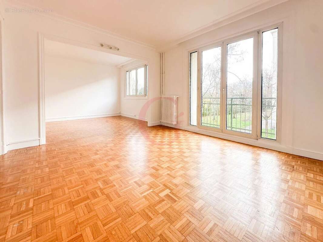Appartement à BOURG-LA-REINE