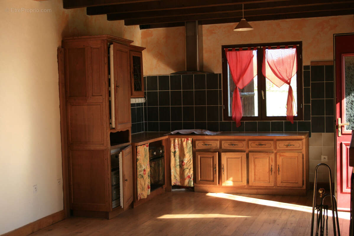 Maison à LA PORCHERIE