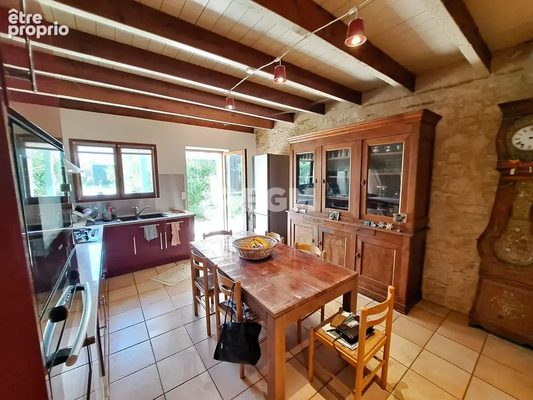 Maison en pierre  5 chambres voire +, à GARDONNE 264 m2 hab - photo 10