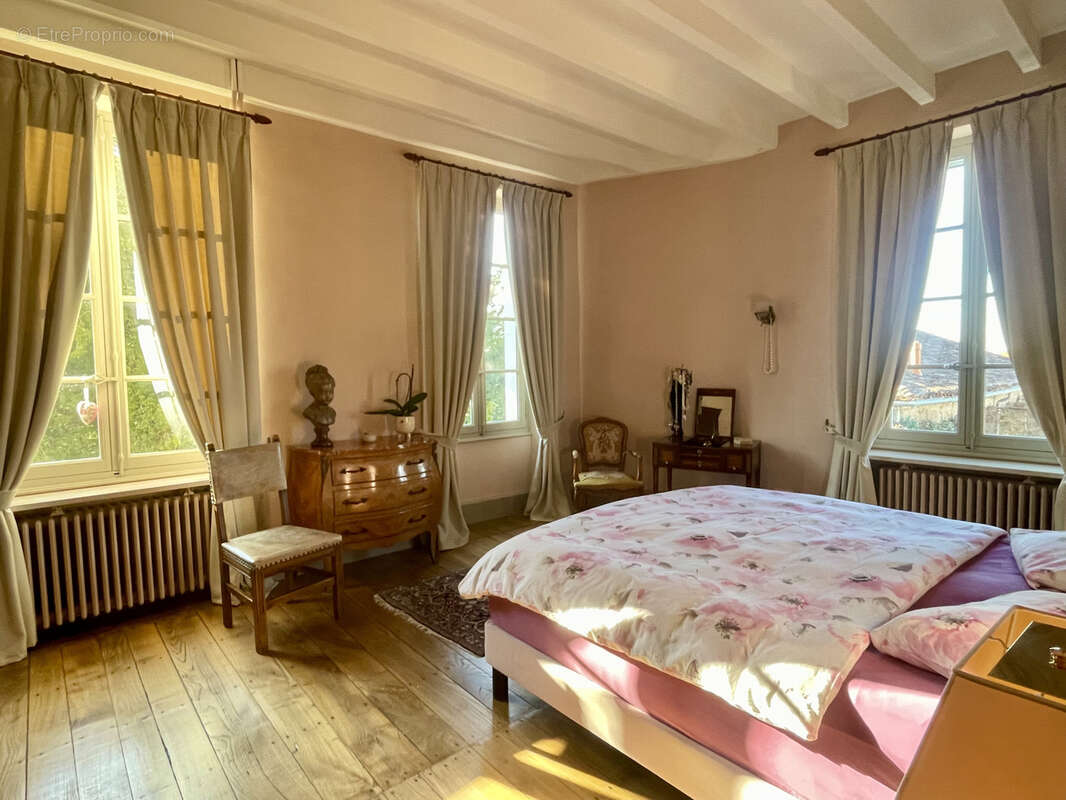 Maison à LA ROCHEFOUCAULD