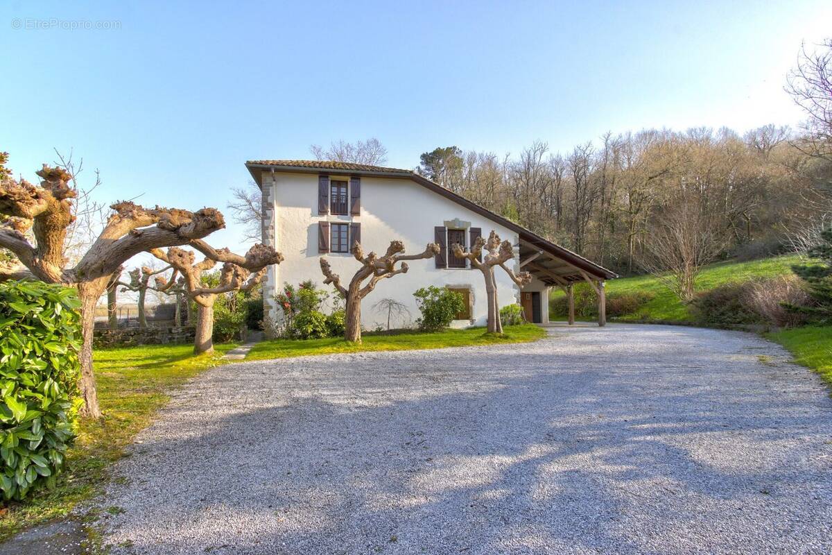 Maison à SAINTE-MARIE-DE-GOSSE