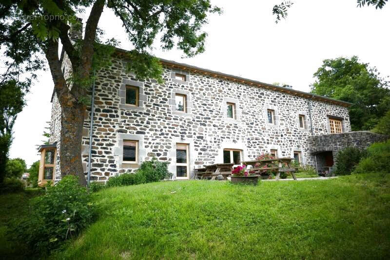 Maison à SAINT-FRONT