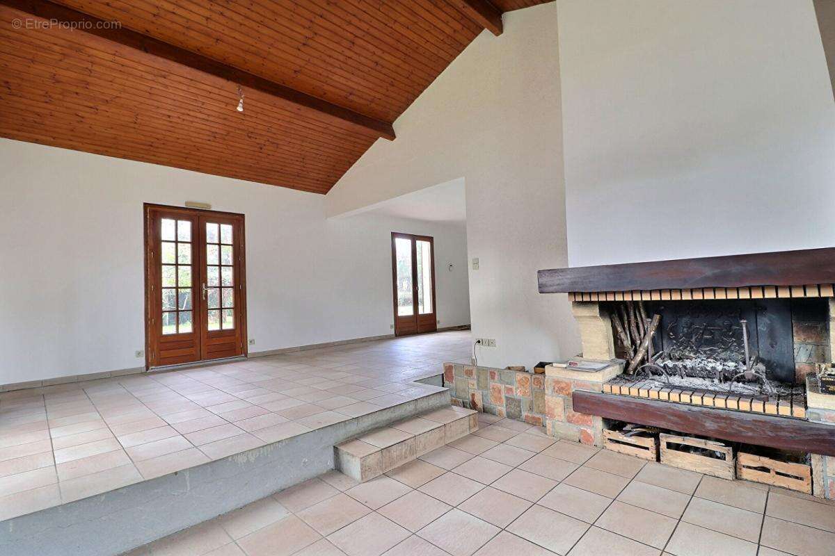 Maison à LESPARRE-MEDOC