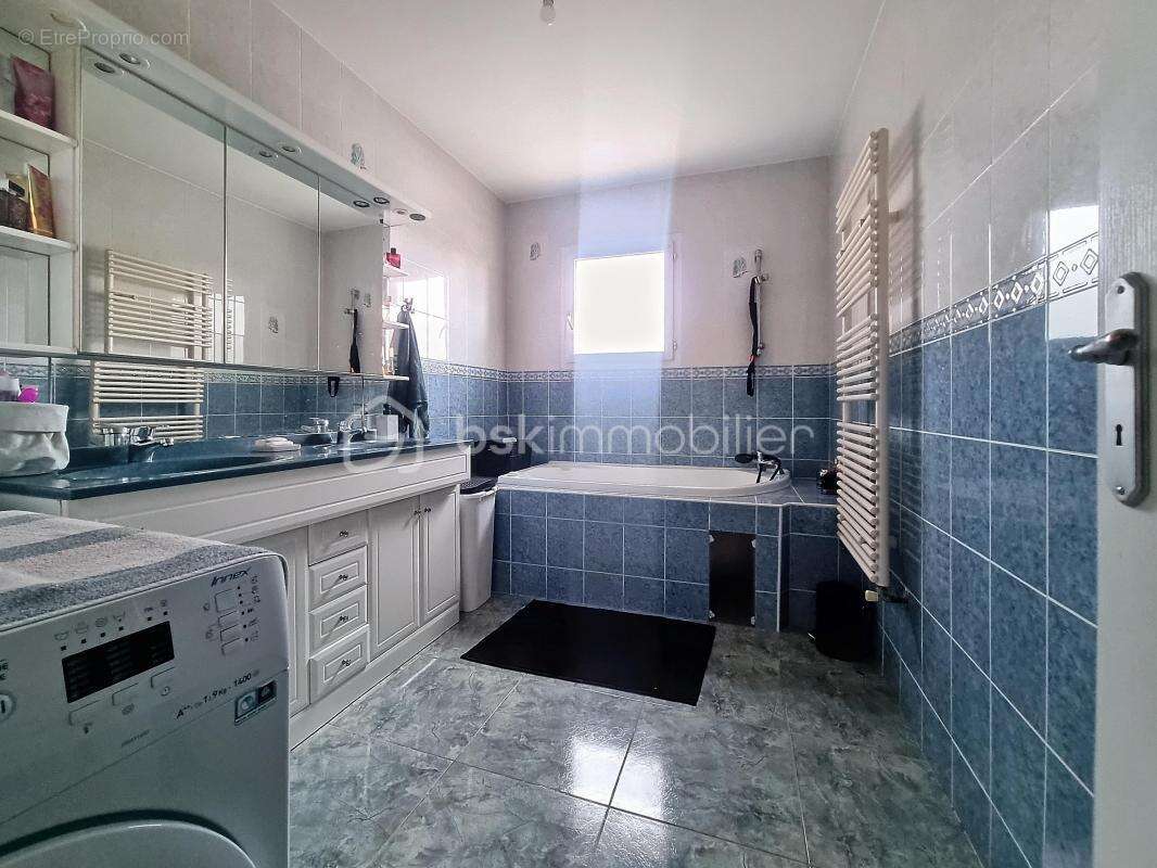 Appartement à ORGUEIL