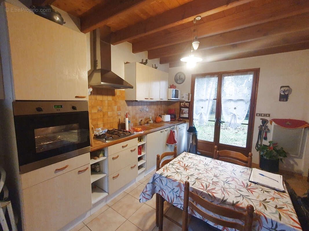 Maison à SAINT-PRIVAT