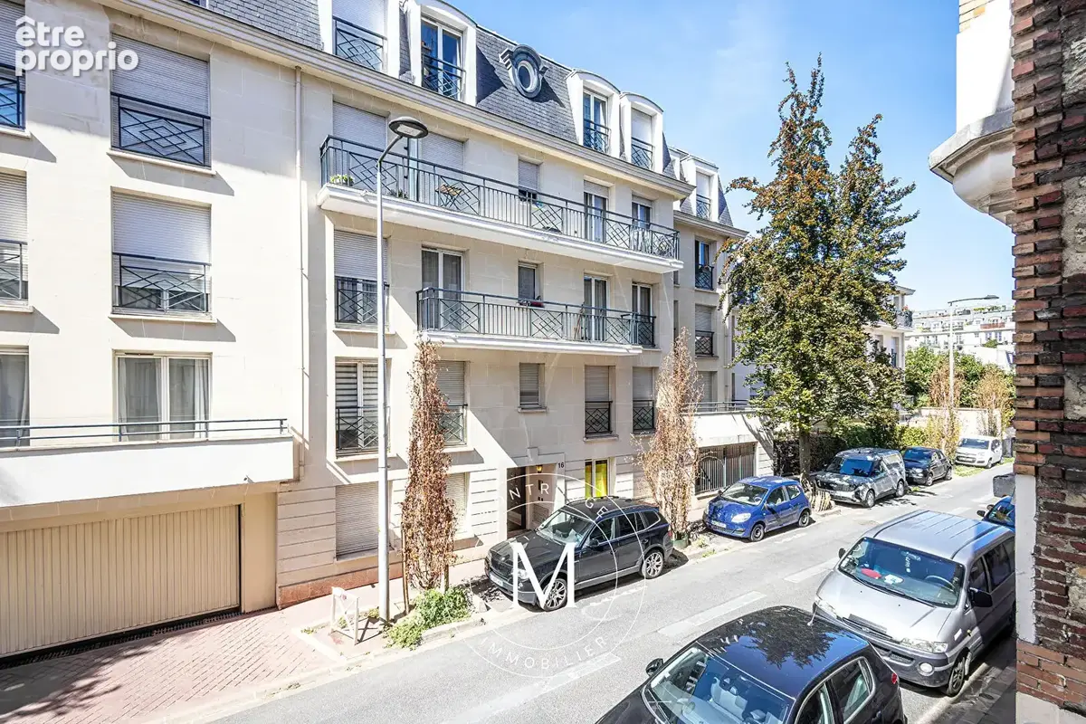 Appartement à MONTROUGE