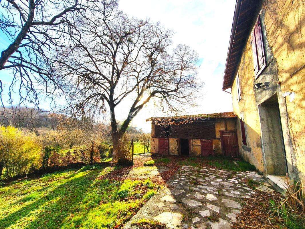 Maison à BAZORDAN