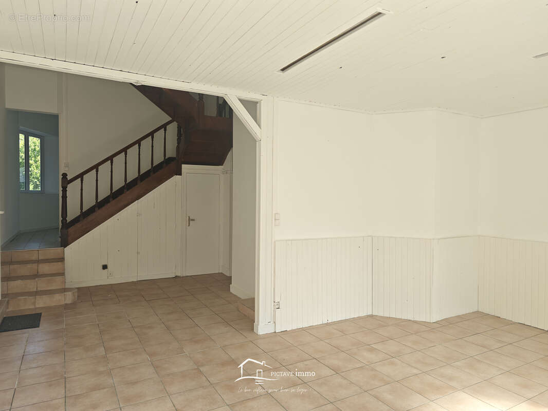Maison 4 chambres jardin et 2 places de stationements - photo 2