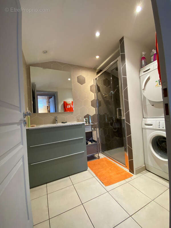 A vendre à ANNEMASSE Gare T3 de 70.79 m² au 3ème et dernier étage - photo 7