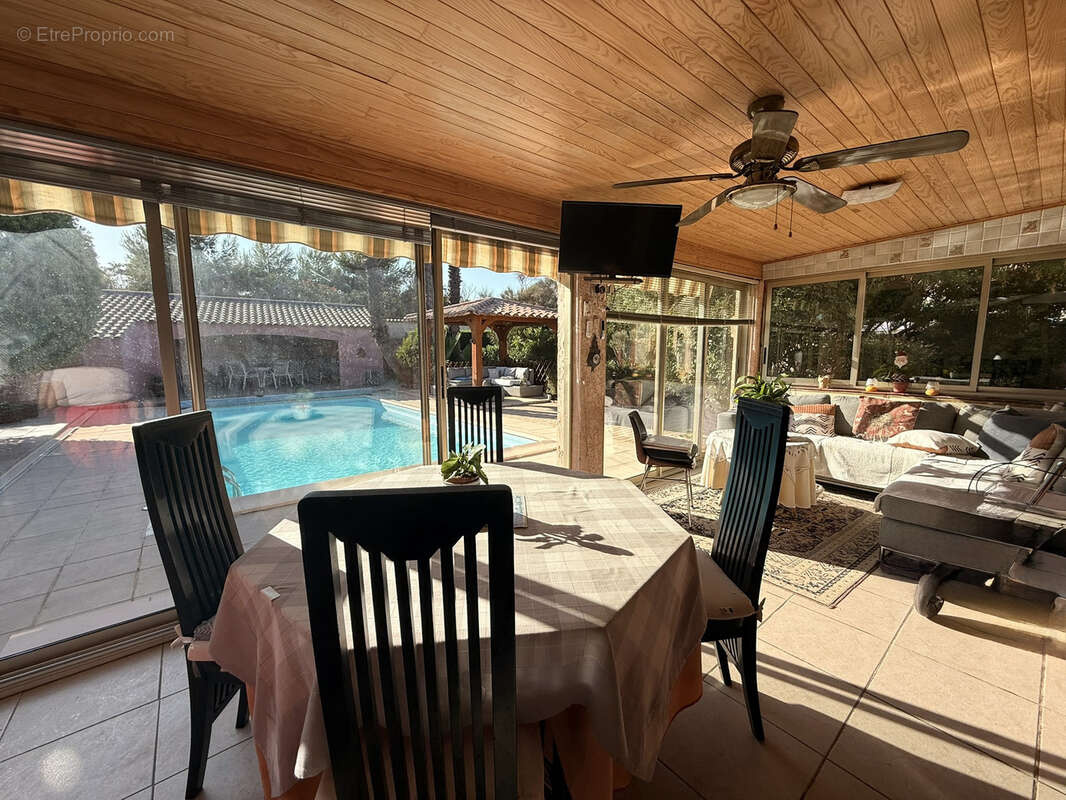 EXCLUSIVITE . Villa de plain-pied 119m2 avec piscine   La Londe-les-Maures - photo 8